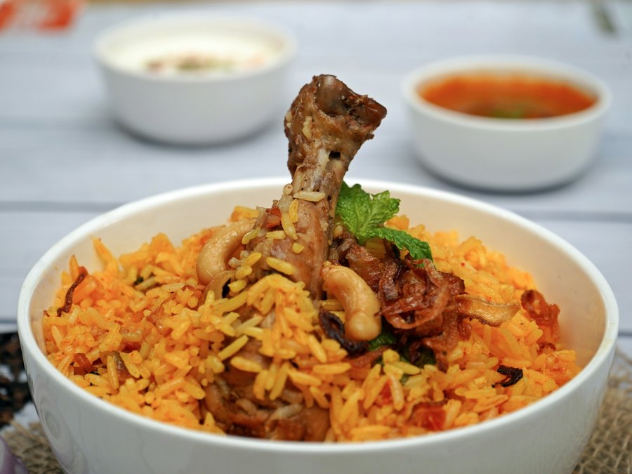 Bowl of chicken biryani